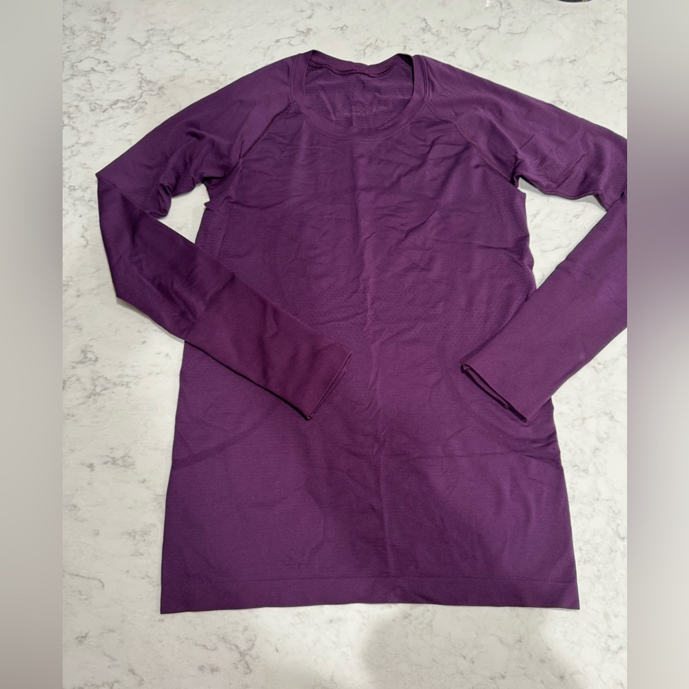 Lululemon swiftly tech size 6 purple hip length